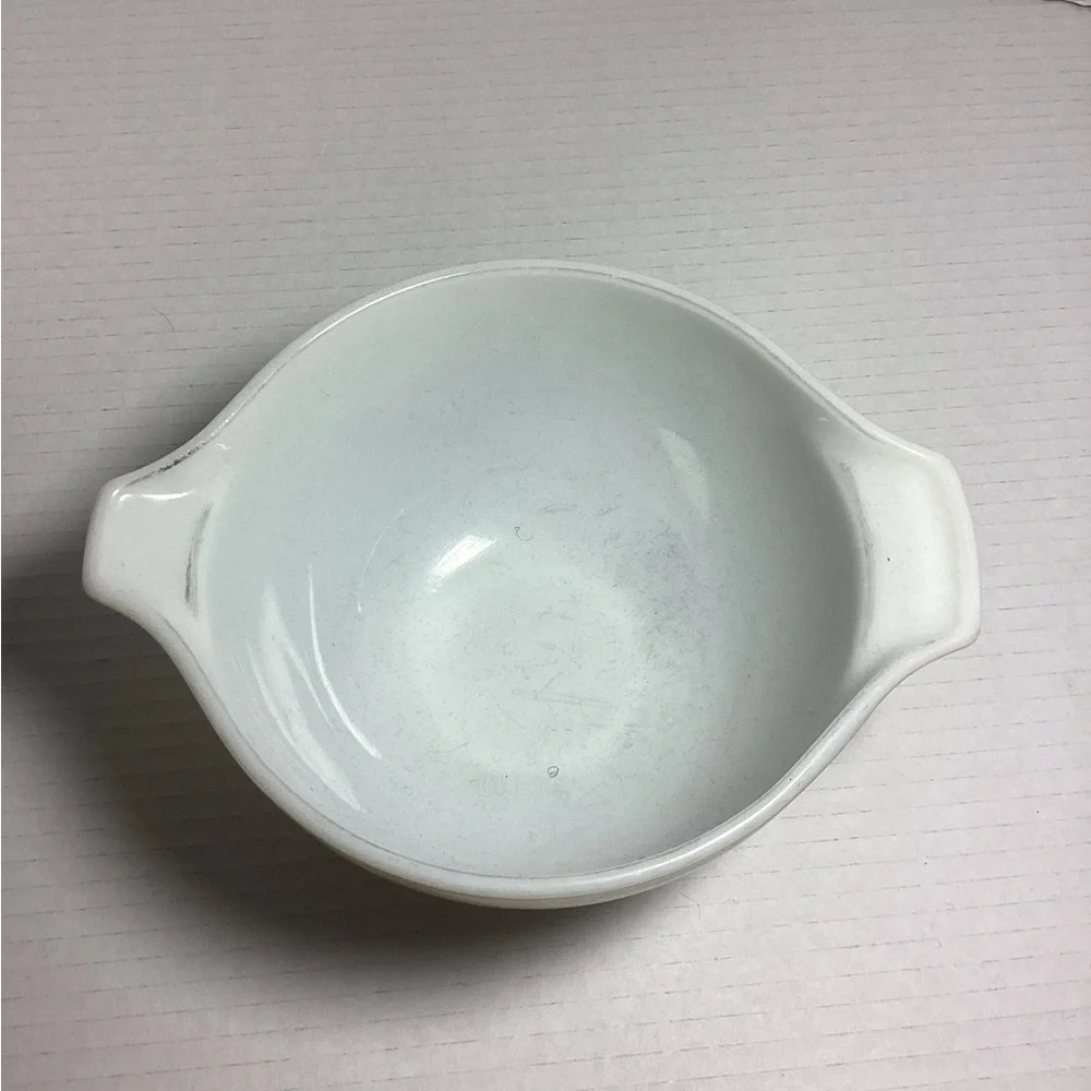 Vintage Mixing Bowl Set with Floral Design - Picture 10 of 16